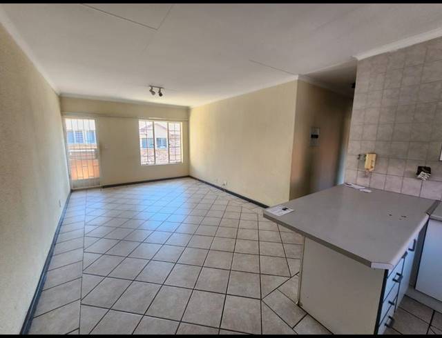 3 BEDROOM TOWNHOUSE FOR SALE IN GLENVISTA